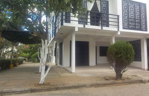 Melgar Apartment | Family-Friendly Santys House Melgar: Perfect for 6 Guests