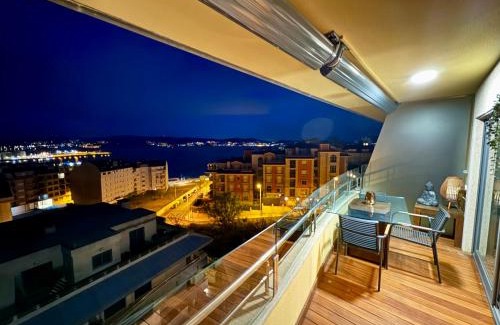 Sanxenxo Apartment | Sanxenxo, Apartamento 1 hab con vistas al mar, piscina, garaje y a 150 mts de la Playa Silgar
