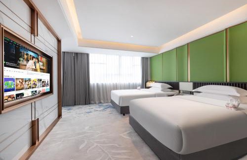 Yuexiu Hotel | Discover Sanyu Hotel: Exceptional 4-Star Stay with Pool