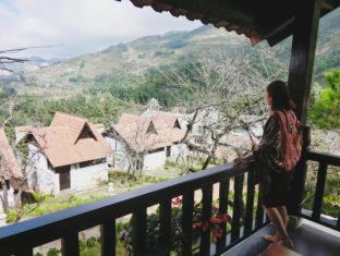 Sa Pa Resort | Discover Sapa Jade Hill Resort & Spa: Poolside Paradise