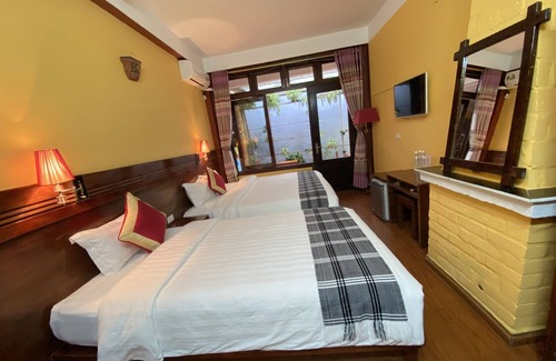 Sa Pa Bed & Breakfast | Discover Sapa Local House: Family-Friendly with Kitchen Access