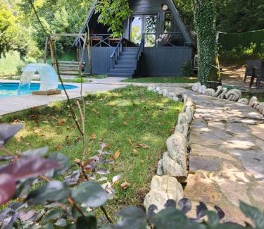 Sapanca Ski Chalet | Relaxing Stay at Sapanca Çağlayan Bungalow with Pool & Views