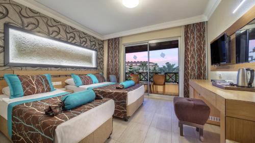 Konakli Resort | Elegant Saphir Hotel & Villas with Oceanfront Amenities