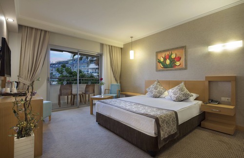 Okurcalar Resort | Experience Serenity at Saphir Resort & Spa - 5 Star Stay