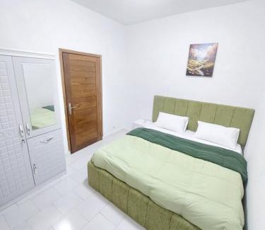 Yof Apartment | Saphir