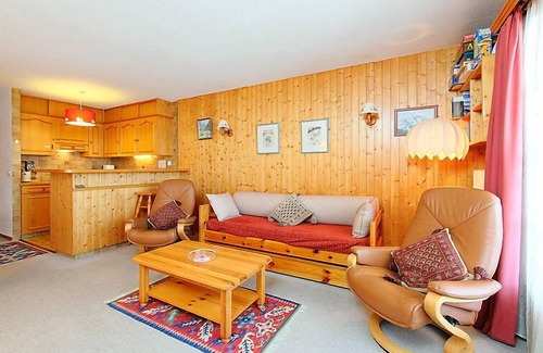 Villars-sur-Ollon Apartment | Relax at Sapin Bleu 6 with Spa and Lake Views