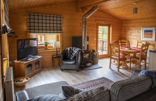 Old Deer Hotel | Discover Saplinbrae Hotel and Lodges: Guest Rated 9.8/10