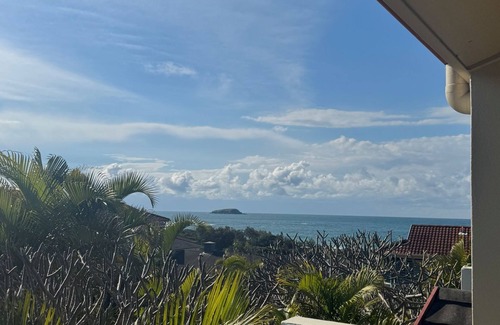 Korora Apartment | Relaxing Sapphire Poolside Sanctuary with Ocean Views