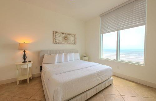 South Padre Island Apartment | Ocean View Sapphire Beachfront Condo: 4-Star Family Retreat