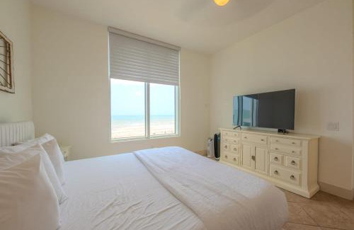 South Padre Island Apartment | Ocean View Sapphire Beachfront Condo: 4-Star Family Retreat