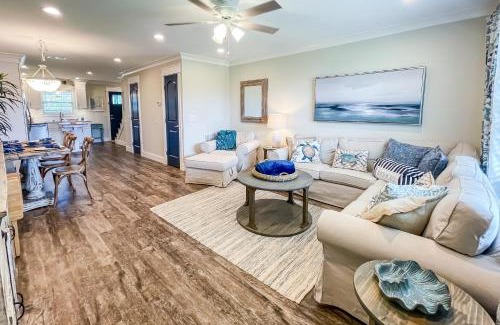 Sunnyside On The Gulf House | Family-Friendly Getaway at Sapphire in the Sand - 9.5/10