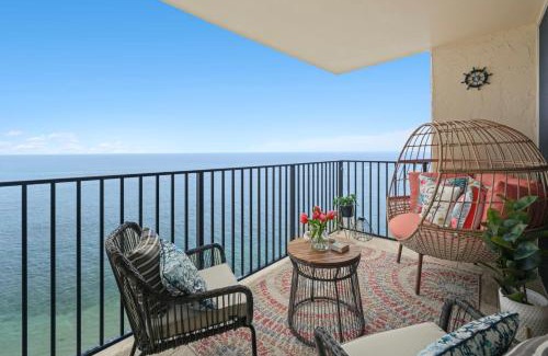 Kahana Apartment | Exquisite Sapphire Oasis: Ocean Views & Family-Friendly Fun