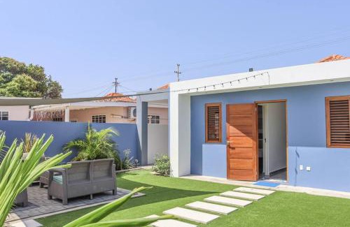 Nieuw Nederland House | Pet-Friendly Sapphire Residence: Ideal for Family Getaways