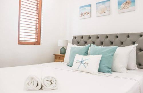 Nieuw Nederland House | Pet-Friendly Sapphire Residence: Ideal for Family Getaways