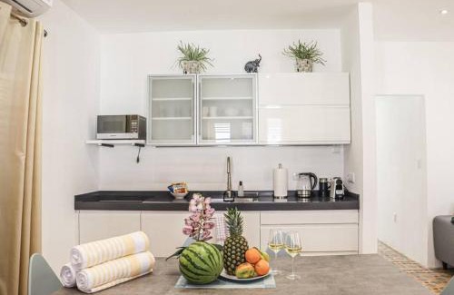 Nieuw Nederland House | Pet-Friendly Sapphire Residence: Ideal for Family Getaways