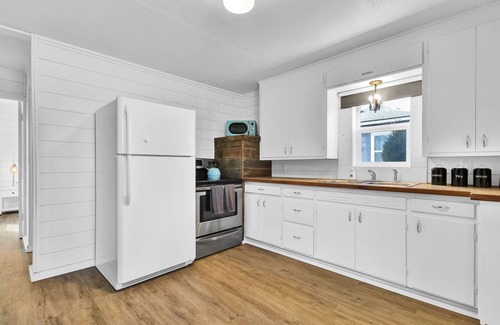 Boise Bench House | Convenient Sapphire Suite Near Airport with Pool & Spa