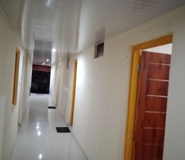 Badrinath House | Pet Friendly Sapphire Valley Guest House with Breakfast Included