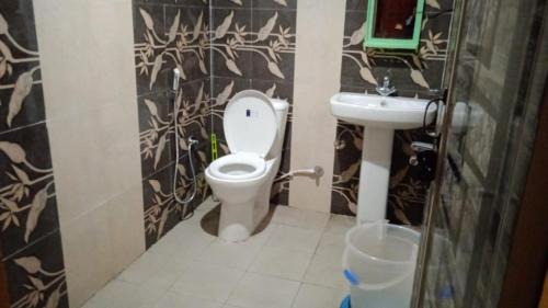 Badrinath House | Pet Friendly Sapphire Valley Guest House with Breakfast Included