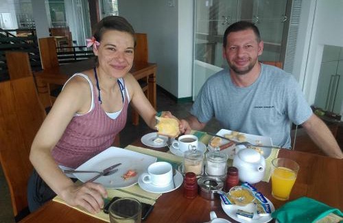 Uswetakeiyawa Hotel | Relaxing Saprin Beach: Oceanfront, Pool & Family Friendly