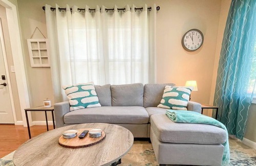 Sapulpa House | Sapulpa Pearl - Walking Distance to Old Rt 66 and the infamous Christmas Chute
