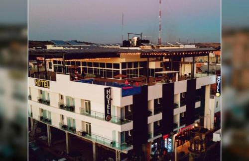 Zapotlanejo Hotel | Relax at Sara N Hotel & Spa - 5-Star Retreat with Pool