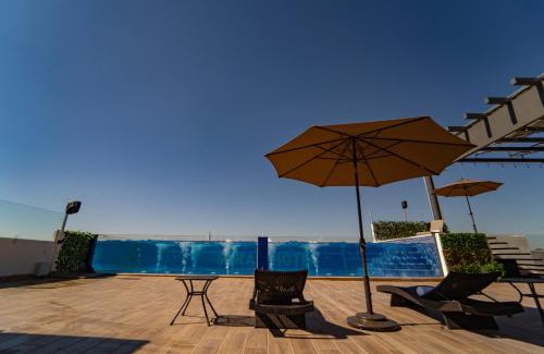 Zapotlanejo Hotel | Relax at Sara N Hotel & Spa - 5-Star Retreat with Pool