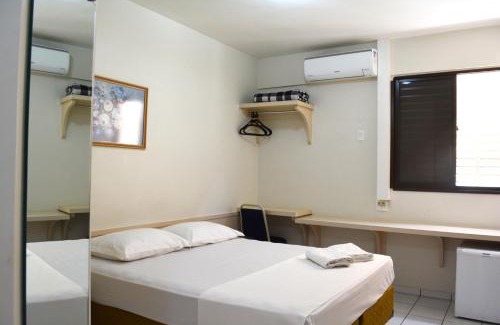 Santa Monica Hotel | Comfortable Sara Palace Hotel: Pet-Friendly & Family Ready