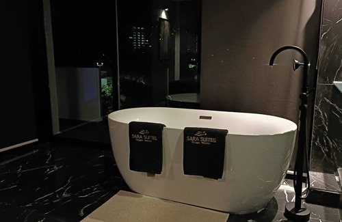 Ixtapa Hotel | Relaxing Sara Suites Ixtapa: Pool & Spa Retreat Awaits