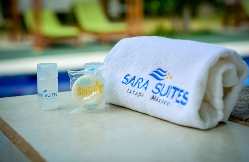 Ixtapa Hotel | Relaxing Sara Suites Ixtapa: Pool & Spa Retreat Awaits