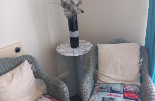 Skegness Hotel | Pet-Friendly Stay at Saracens Head The Annex – Rated 10/10