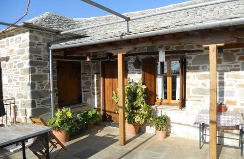 Agios Lavrentios House | Discover Sarafis Guesthouse: Top-Rated, Pet-Friendly Retreat