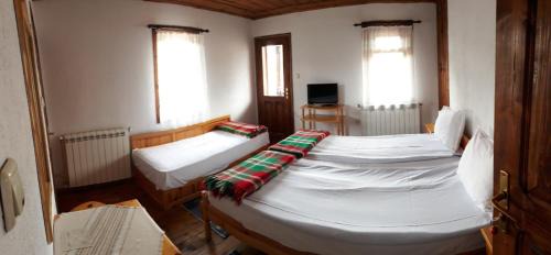 Koprivshtitsa House | Budget-Friendly Sarafova Guest House with Breakfast & Kitchen