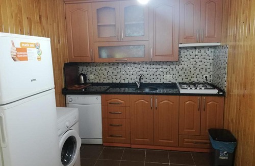 Uzungol Apartment | Pet-Friendly Sarahome Apart with Pool & Hot Tub Access