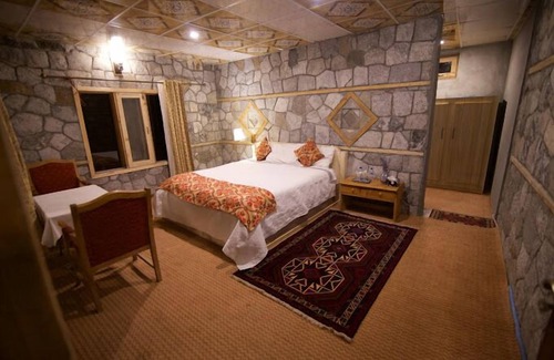 Pasu Hotel | Sarai Silk Route Hotel Passu Hunza