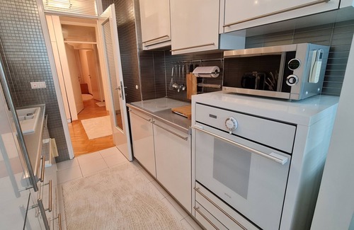 Novo Sarajevo Apartment | Sarajevo City Deluxe Apartment: Modern Comfort for Longer Stays