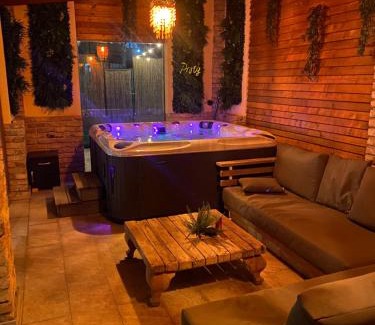 Binjezevo Apartment | Sarajevo Deluxe penthouse and pool