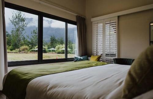 Salazie Hotel | Relax at Sarana Hôtel & Spa: Oceanfront Bliss Awaits