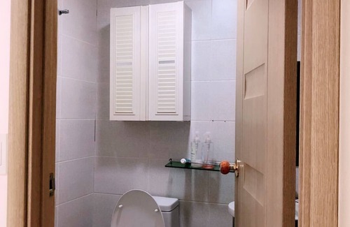 Gwanghui-dong House | Budget-Friendly Stay at Sarang Guesthouse Dongdaemun