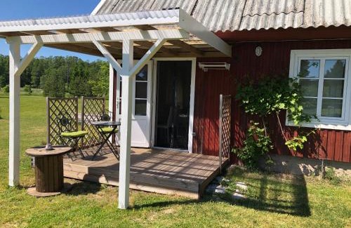Suuresadama House | Eco-Friendly Retreat at Sarapuu Puhkemaja with Hot Tub