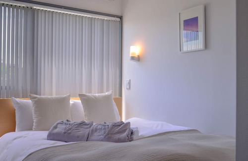 Kanazawa Hotel | Cozy Sararaso: Guest Rated 9.4 with Breakfast & Kitchen
