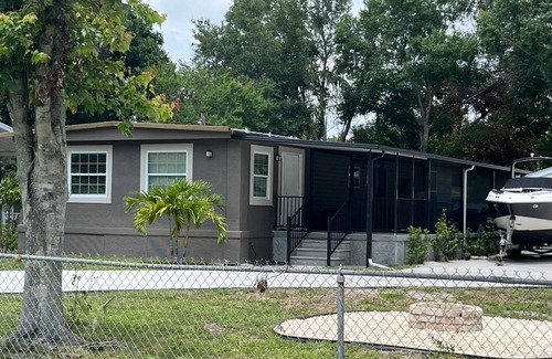 Bee Ridge House | Unforgettable Sarasota Family Getaway with Pet-Friendly Stays