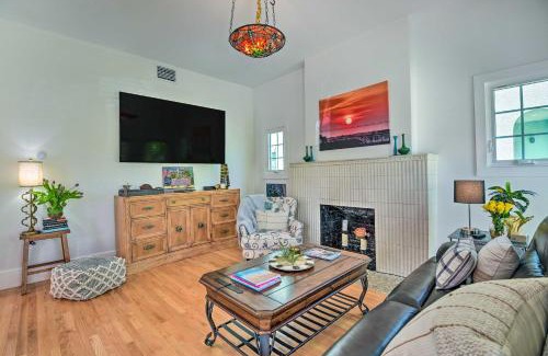 Central Sarasota House | Historic Sarasota Home with Patio & Family-Friendly Amenities