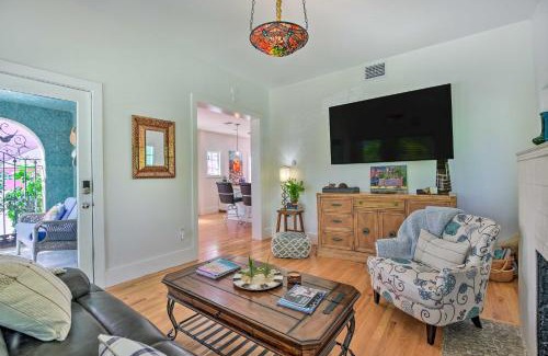 Central Sarasota House | Historic Sarasota Home with Patio & Family-Friendly Amenities