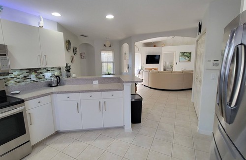 Vamo House | Discover Sarasota Home Near the Gulf's Beautiful Beaches