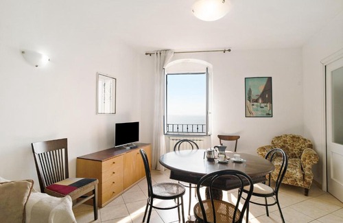 Cervo Apartment | Discover Sardegnoli: Fishermen's Village with Family Amenities