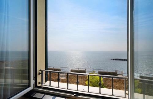 Cervo Apartment | Discover Sardegnoli: Fishermen's Village with Family Amenities