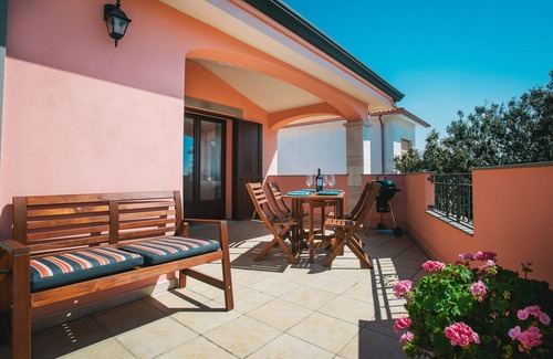 Portoscuso Apartment | Oceanfront Penthouse at Villa del Porto with Pool & Spa