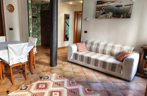 Carpenedo Apartment | Discover Sarika House: Guest Rated 9/10 for Comfort