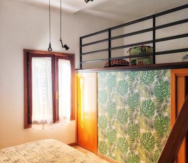 Carpenedo Apartment | Discover Sarika House: Guest Rated 9/10 for Comfort