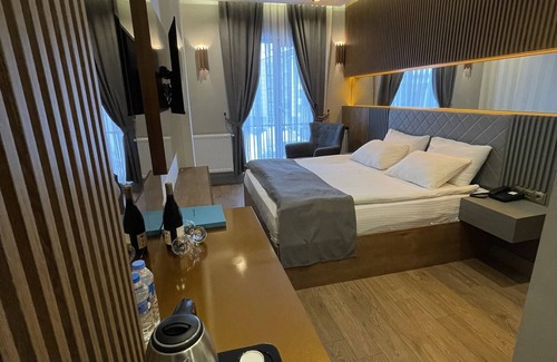 Sarikamis Hotel | Discover Comfort at Sarikamis Aras Otel with Pool & Dining